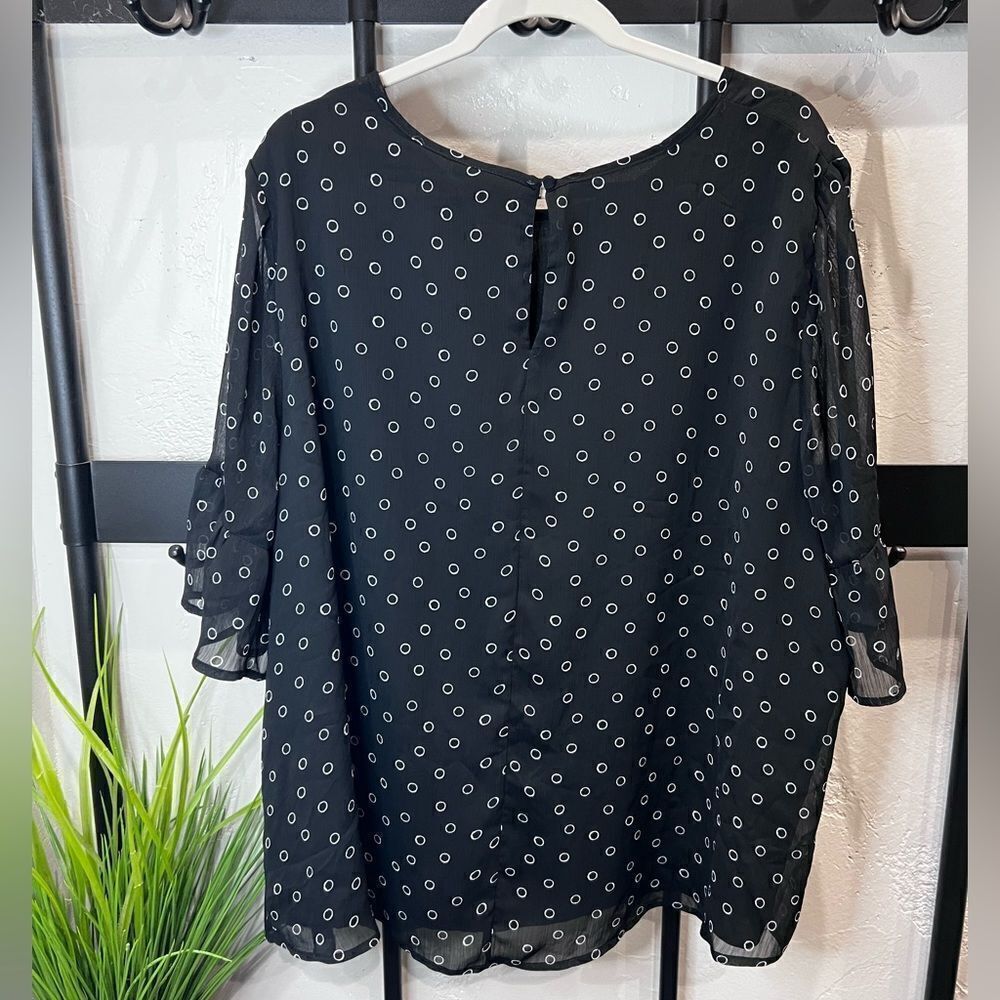 Ava & Viv bell sleeve blouse sheer black size 3X - Picture 2 of 12